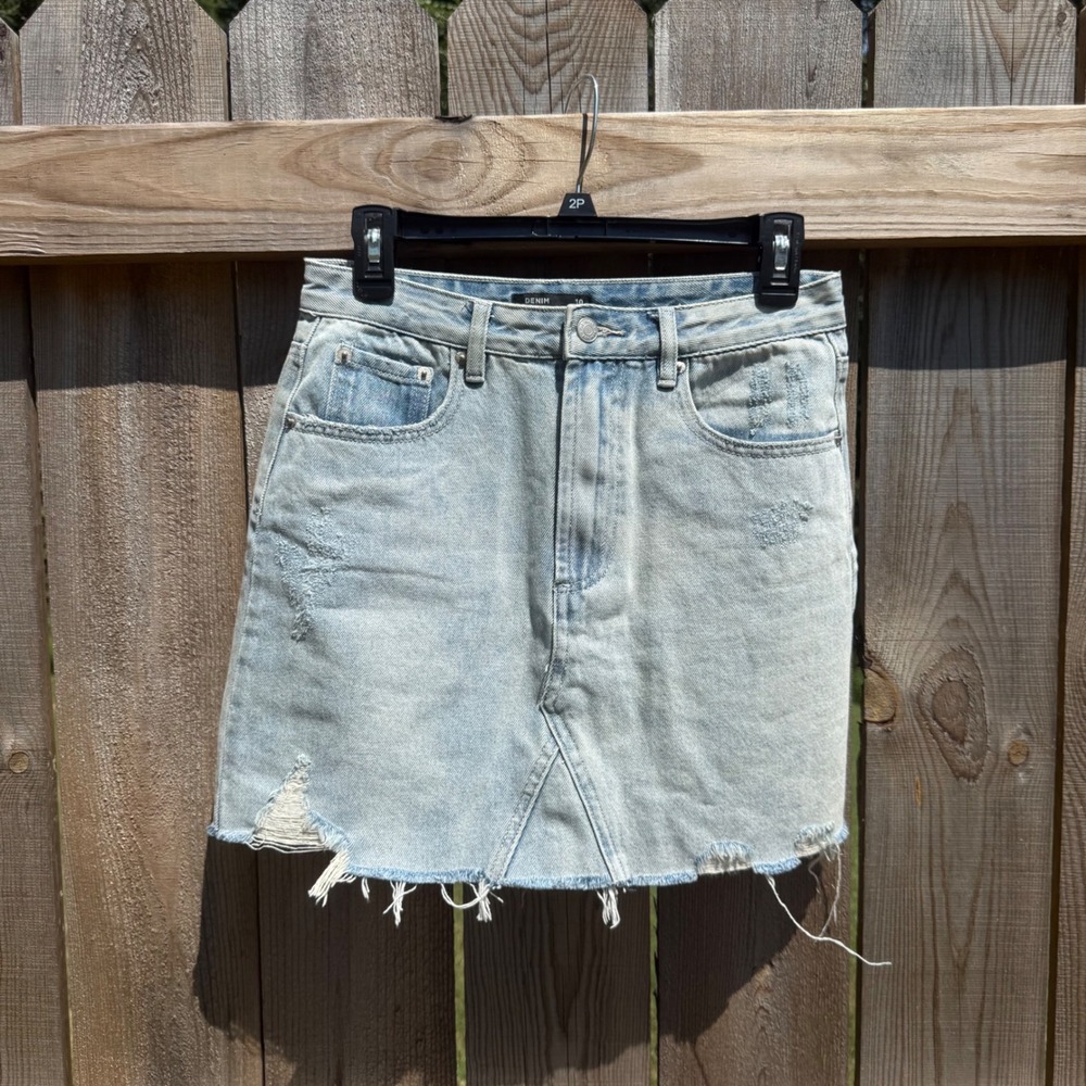 Glassons Denim Mini Skirt Light Wash Distressed Raw Hem Blue Cotton Size 10